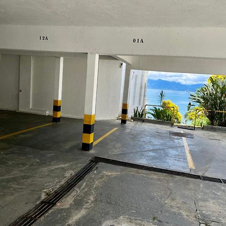 Апартаменты Linda Cobertura Duplex, Pe Na Areia,Vista Linda. Карагуататуба Экстерьер фото
