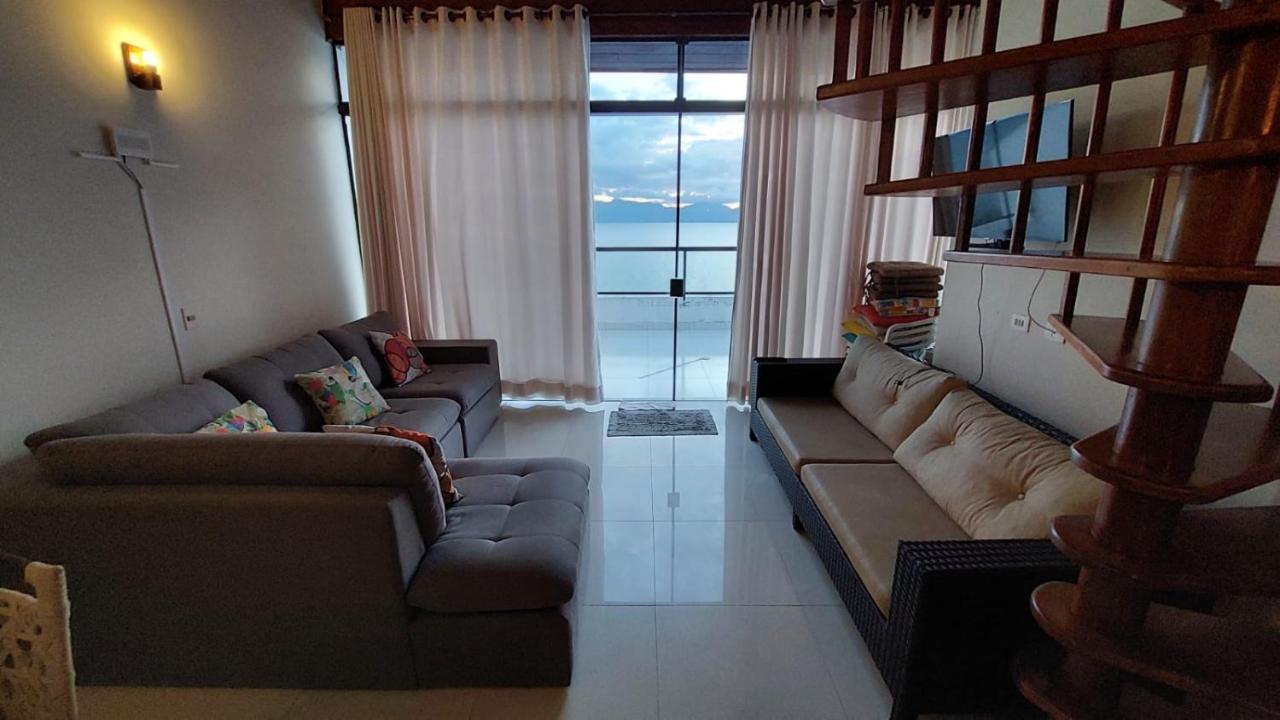 Апартаменты Linda Cobertura Duplex, Pe Na Areia,Vista Linda. Карагуататуба Экстерьер фото