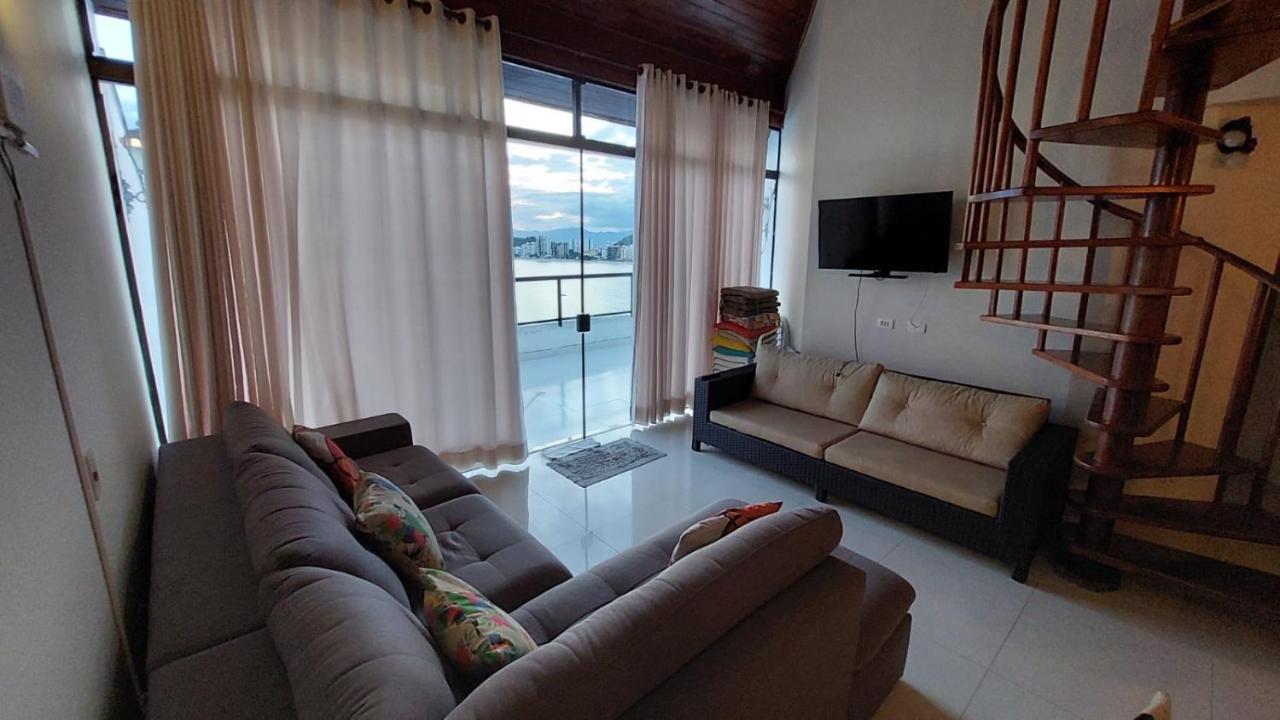 Апартаменты Linda Cobertura Duplex, Pe Na Areia,Vista Linda. Карагуататуба Экстерьер фото