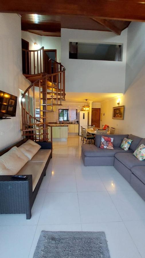 Апартаменты Linda Cobertura Duplex, Pe Na Areia,Vista Linda. Карагуататуба Экстерьер фото