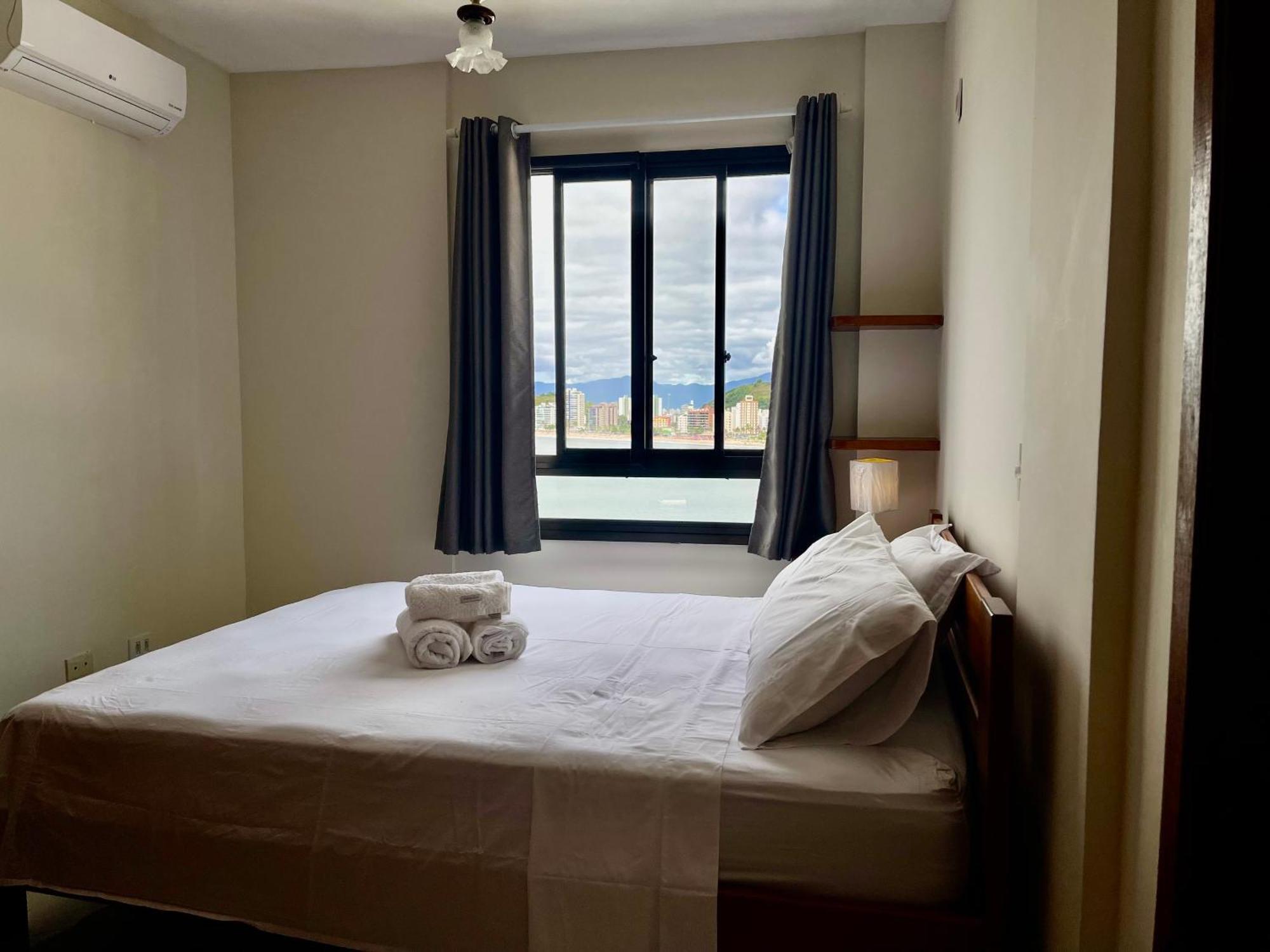 Апартаменты Linda Cobertura Duplex, Pe Na Areia,Vista Linda. Карагуататуба Экстерьер фото